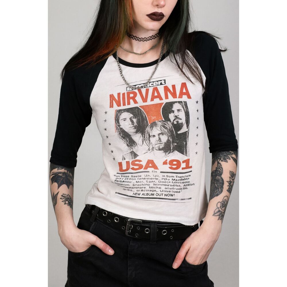 NIRVANA Black White Cotton Rock Band Tour Baseball T Shirt Top   Women's Size XS